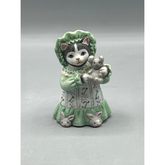 Vintage Kitty Cucumber Ellie Ready for Bed 1987 Schmid Black and White Kitty - Picture 3 of 7